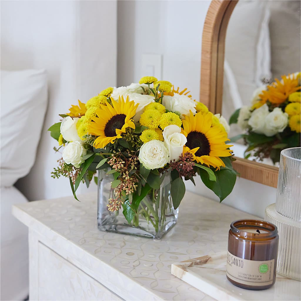 Luminous Morning Bouquet – The Garden By Elizabeth, Culver IN