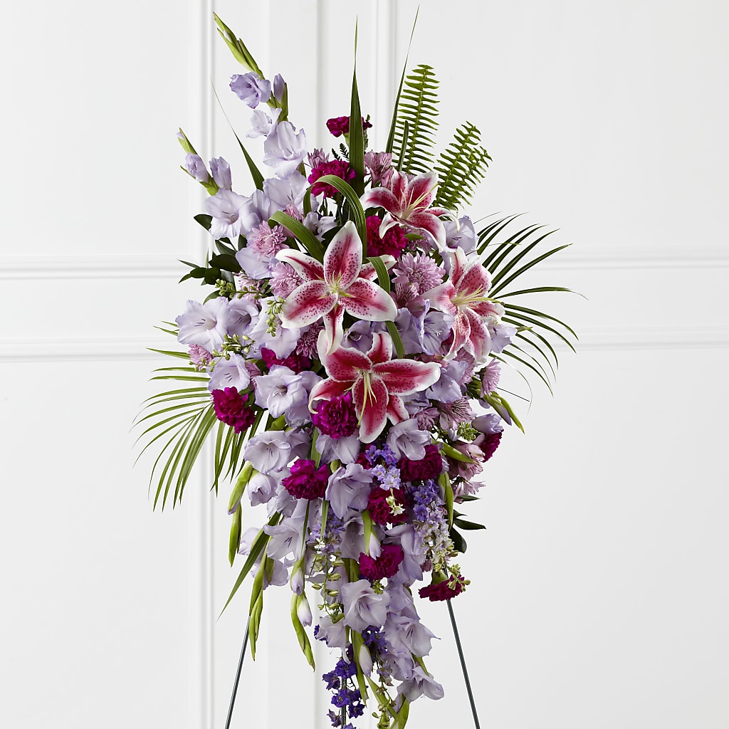 Tender Touch Standing Spray – The Garden By Elizabeth, Culver IN